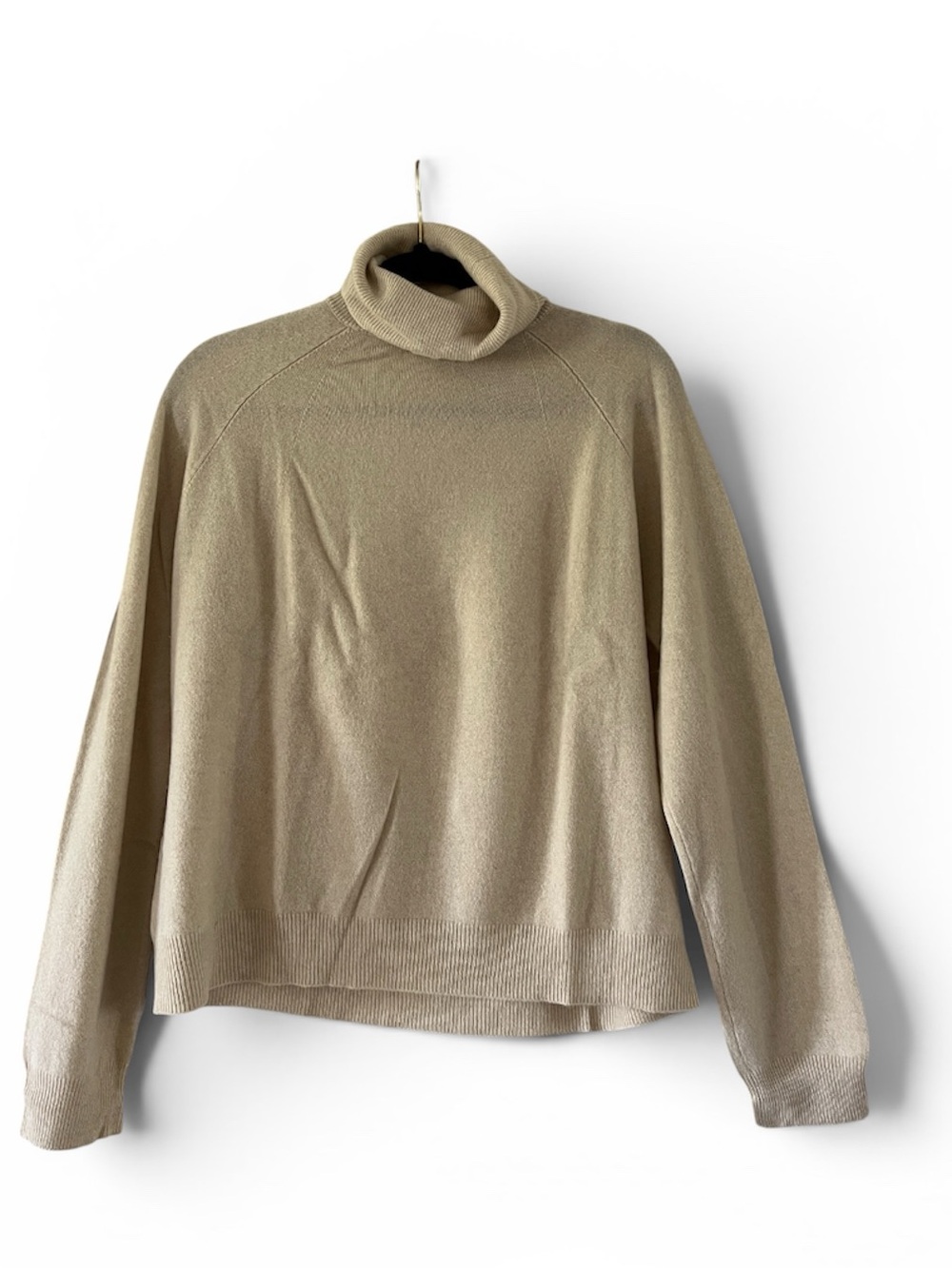 Women's Cream Cashmere Turtleneck Sweater